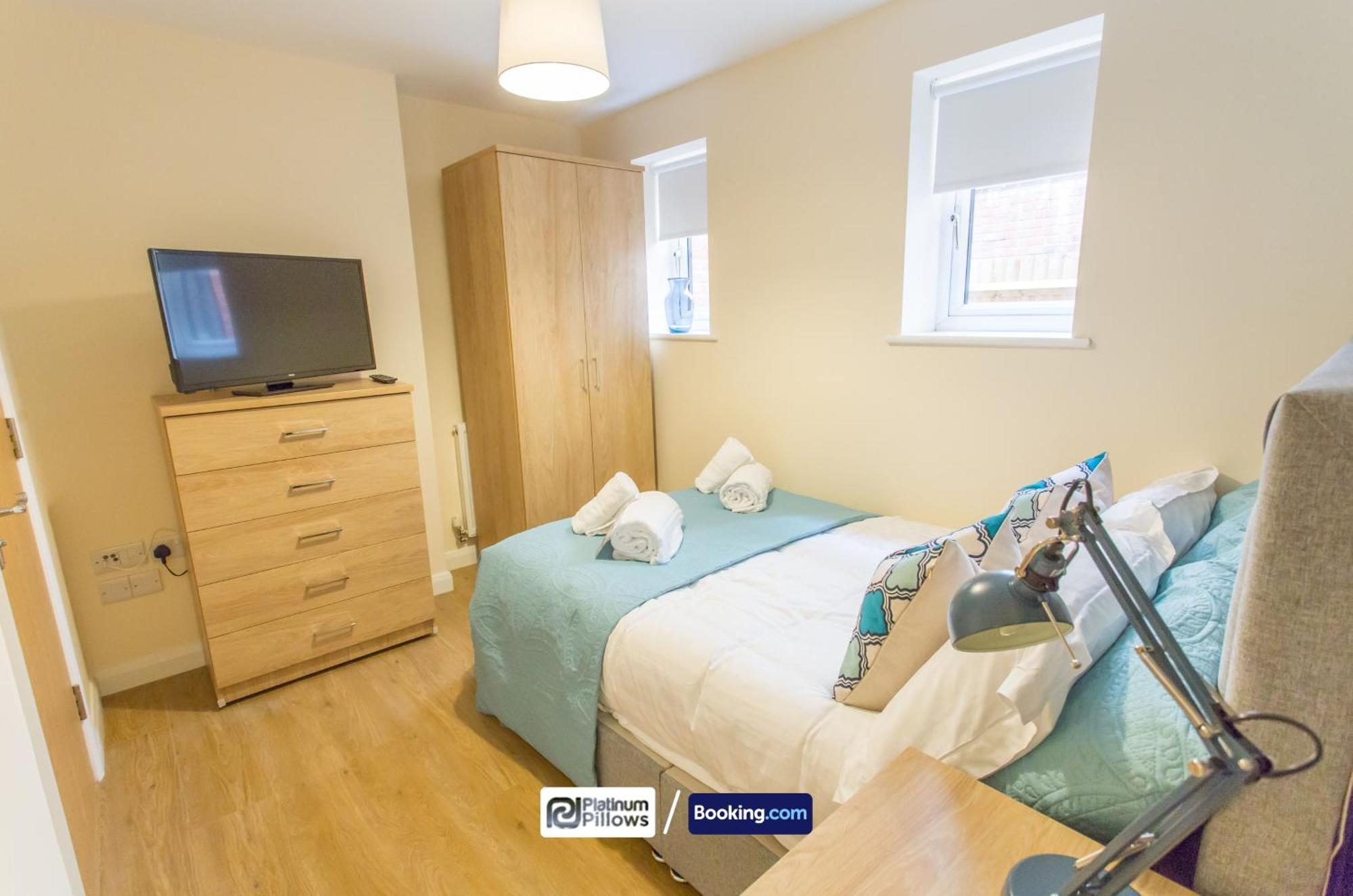 Modern Oxford 2 Bedroom Apartments, Near Headington Hospital, Families & Contractor Accommodation With Parking Экстерьер фото